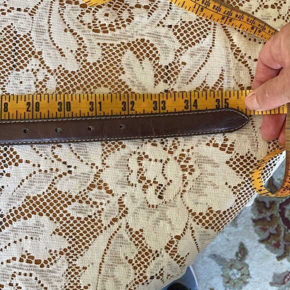 Liz Claiborne Brown Leather Belt with Bronze Buckle - Picture 6 of 11